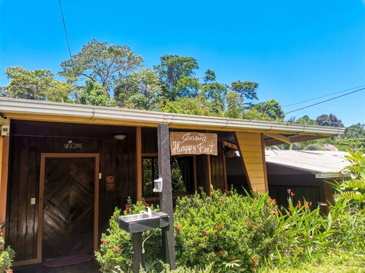 Hotel Casita Happy Feet And Tours Corcovado à Drakes Bay Extérieur photo